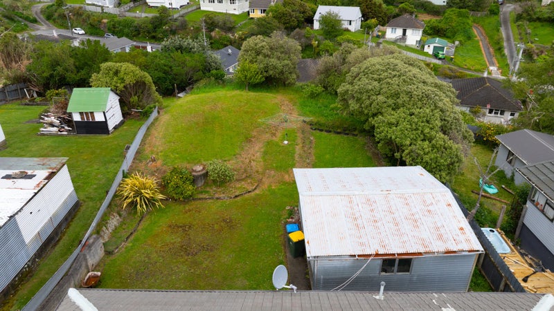 78 Champion Street, Cannons Creek, Porirua - Carousel 12