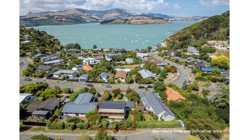 18 Bayview Place, Cass Bay, Lyttelton - Carousel 1