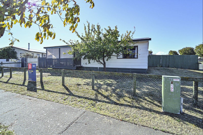 2 Tarbet Street, Flaxmere, Hastings - Carousel 11