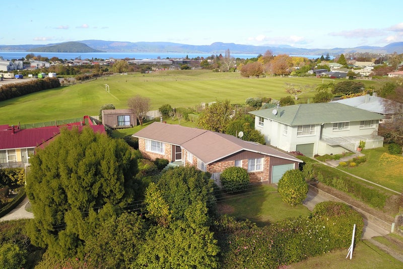 17 Bruce Street, Ngongotaha, Rotorua - Carousel 1