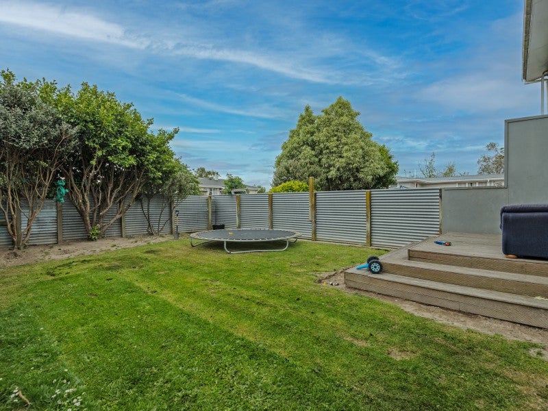 24 Farnham Avenue, Highbury, Palmerston North - Carousel 2