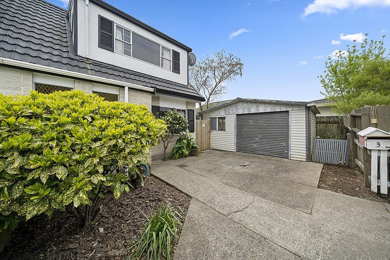3/9 John Street, Trentham, Upper Hutt - Carousel 13