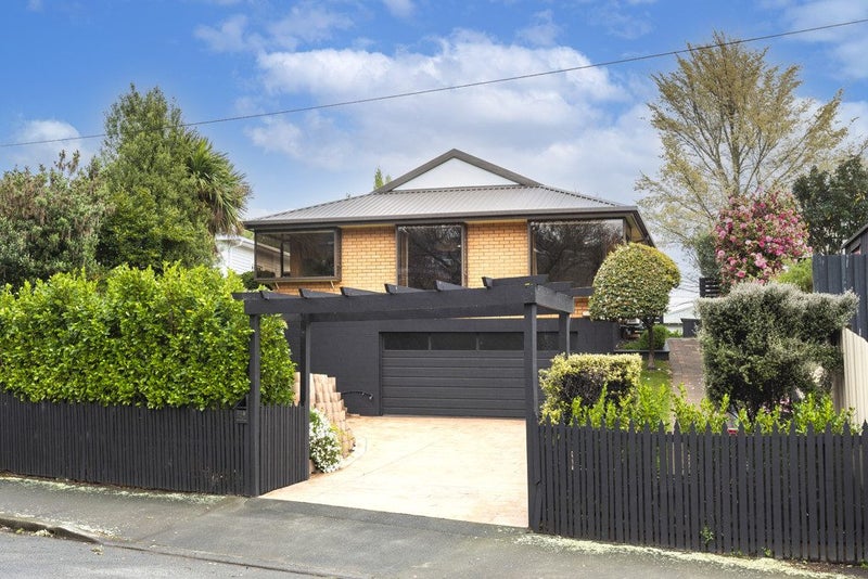 95B Eastern Terrace, Beckenham, Christchurch - Carousel 2