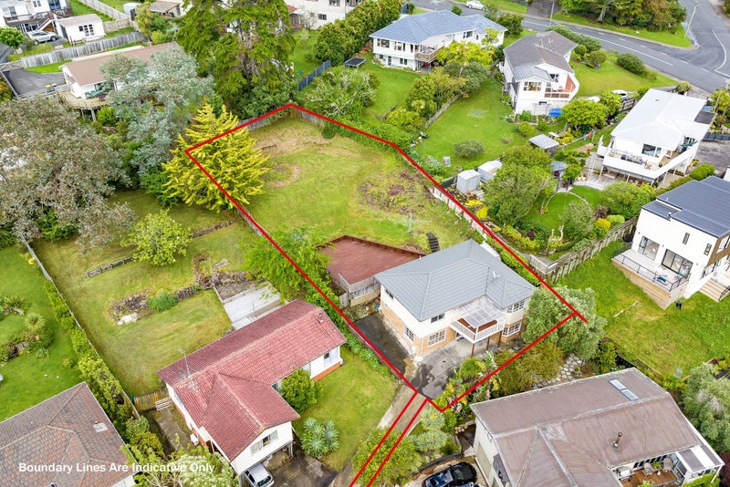 42 Holt Avenue, Torbay, Auckland - Carousel 1