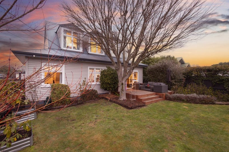 1/53 Aorangi Road, Bryndwr, Christchurch - Carousel 1