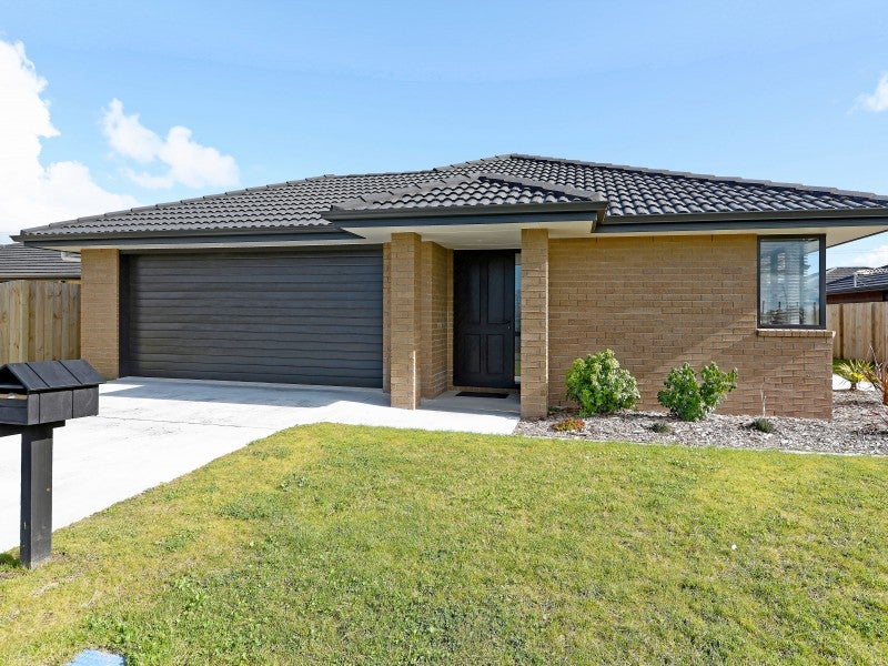 27 Waikai Close, Ruakura, Hamilton - Carousel 18