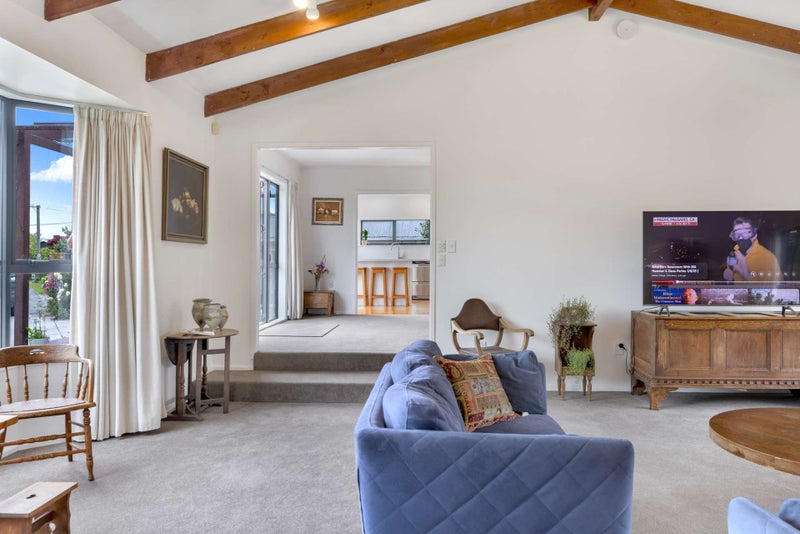 4A Wingate Street, Redwood, Christchurch - Carousel 2