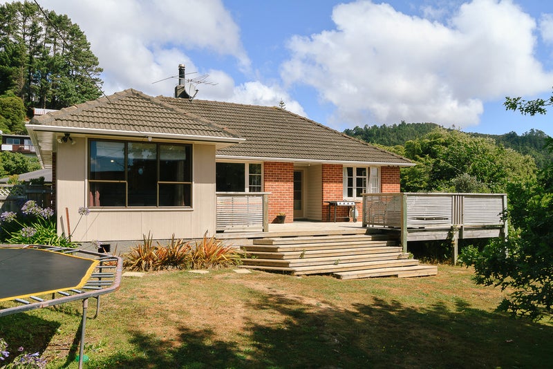 50 Manuka Street, Stokes Valley, Lower Hutt - Carousel 1