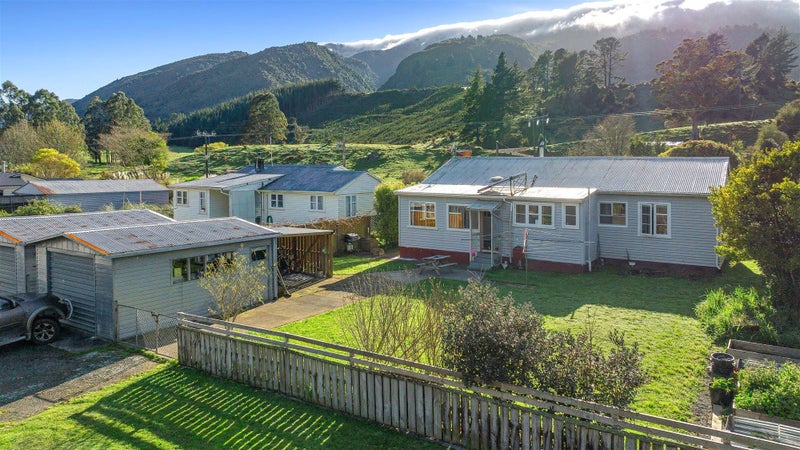 55 Takaka Valley Highway, Upper Takaka - Carousel 10
