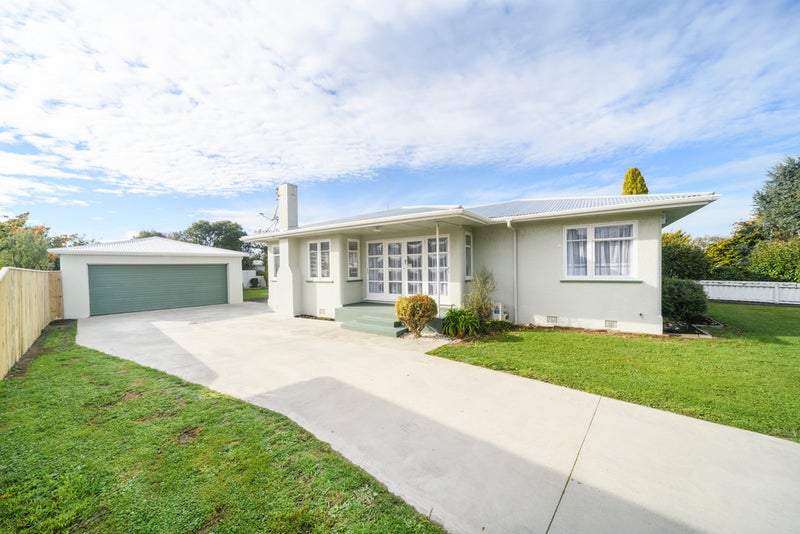 25 Richmond Avenue, Takaro, Palmerston North - Carousel 1