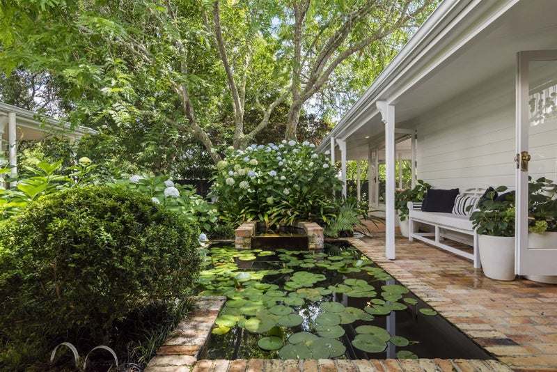 49B Roland Road, Greenhithe, Auckland - Carousel 50