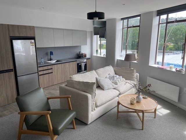 308/14 Laings Road, Hutt Central, Lower Hutt - Carousel 1