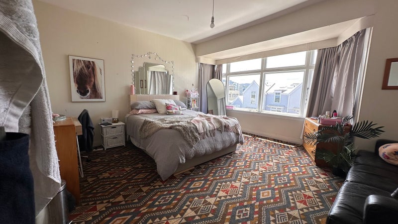 42 Pirie Street, Mount Victoria, Wellington - Carousel 1