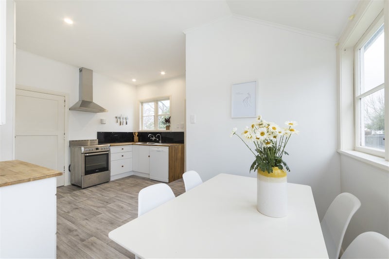 25 Ihle Street, Terrace End, Palmerston North - Carousel 1