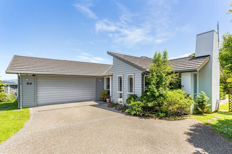 64 Aotea Drive, Aotea, Porirua - Carousel 1