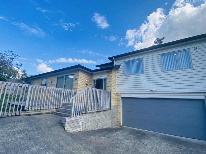 62A Seabrook Avenue, New Lynn, Auckland - Carousel 1