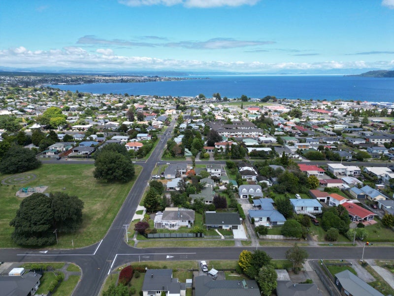 32 Heathcote Street, Taupo - Carousel 1