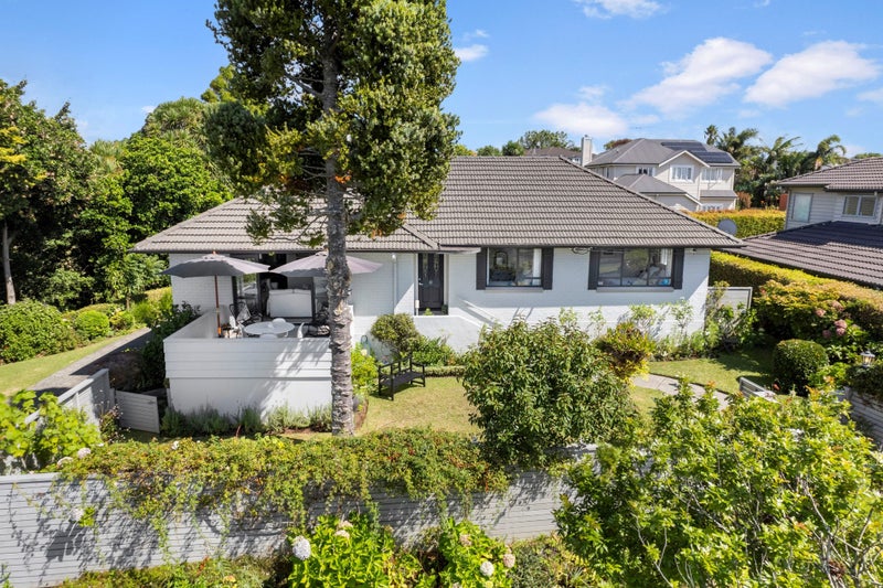 10 Hartland Avenue, Glendowie, Auckland - Carousel 1