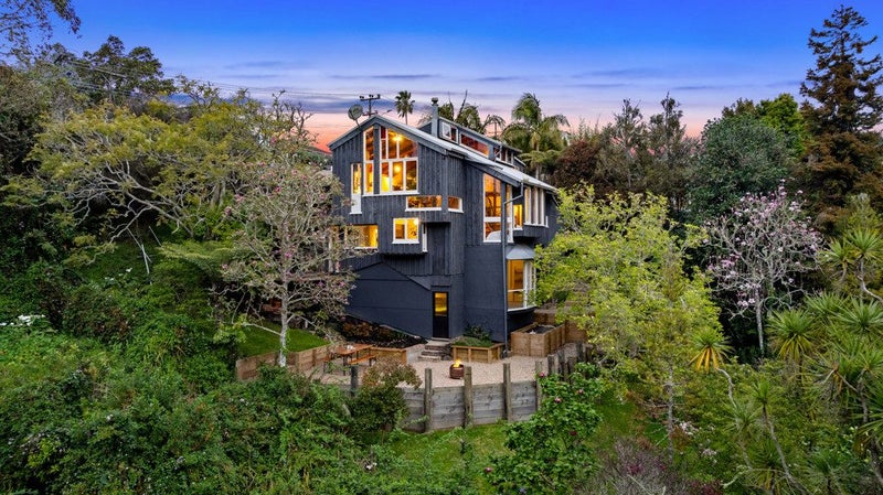 204 Verbena Road, Birkdale, Auckland - Carousel 1