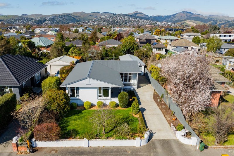 28 Evesham Crescent, Spreydon, Christchurch - Carousel 1