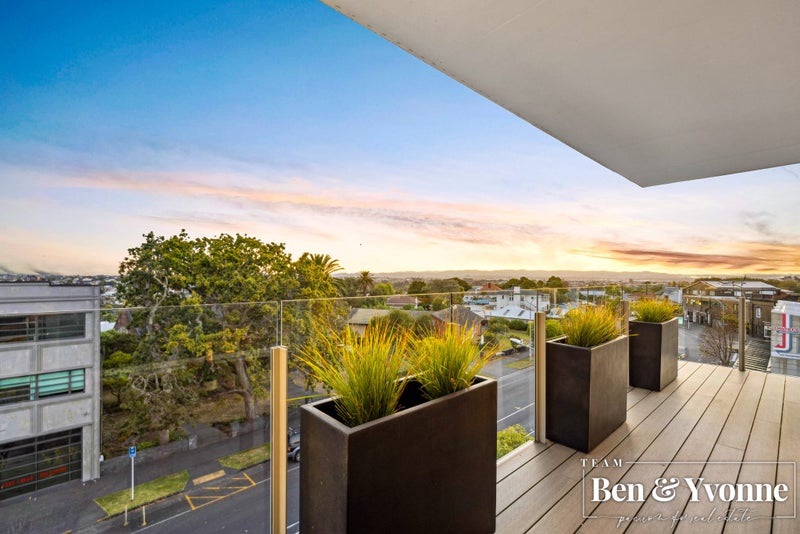 504/19 Surrey Crescent, Grey Lynn, Auckland - Carousel 2