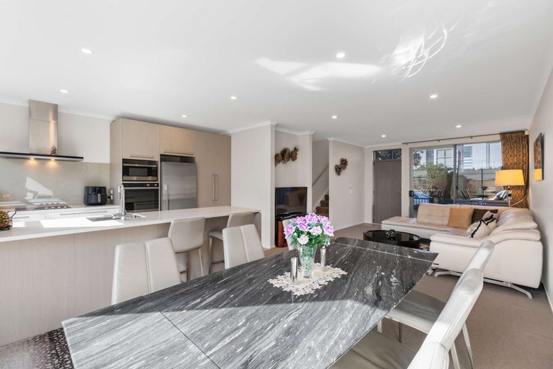 85 Stonefields Avenue, Stonefields, Auckland - Carousel 2