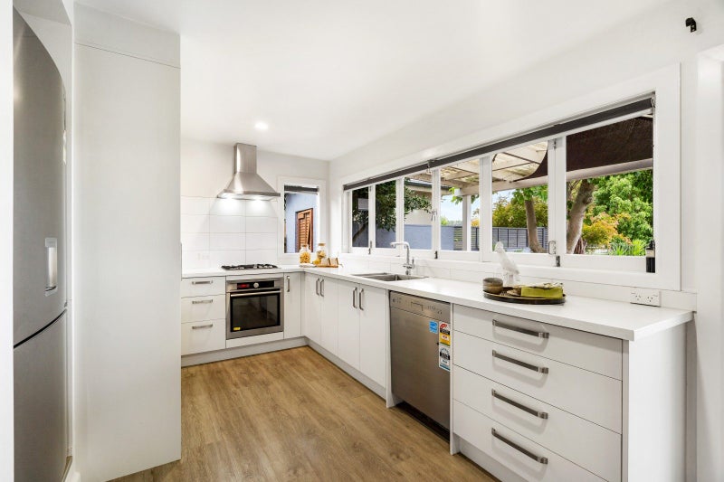 13 Tom Parker Avenue, Marewa, Napier - Carousel 31