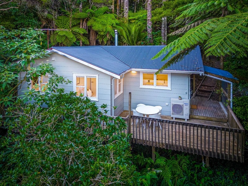 23 Kauri Loop Road, Oratia, Auckland - Carousel 1