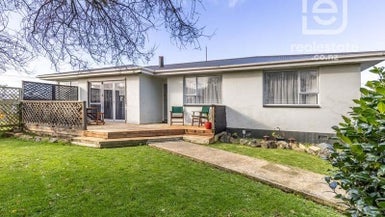 21 Cushen Street, Clifton, Invercargill - Carousel 1