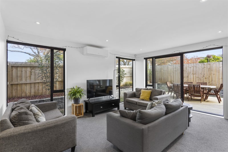 37A Tawhiri Road, One Tree Hill, Auckland - Carousel 2