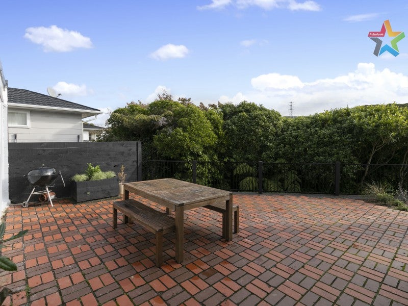73 Waipounamu Drive, Kelson, Lower Hutt - Carousel 15