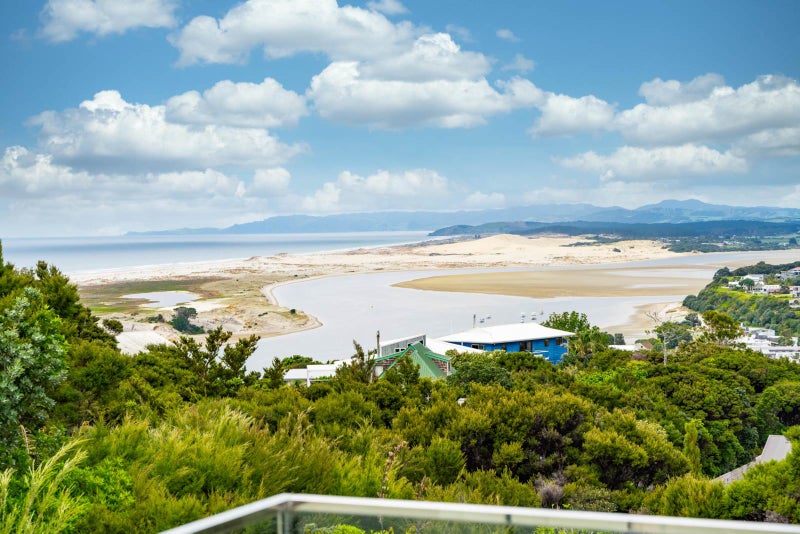73 Cullen Street, Mangawhai Heads, Mangawhai - Carousel 1