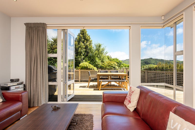 2 Caughley Grove, Karori, Wellington - Carousel 26