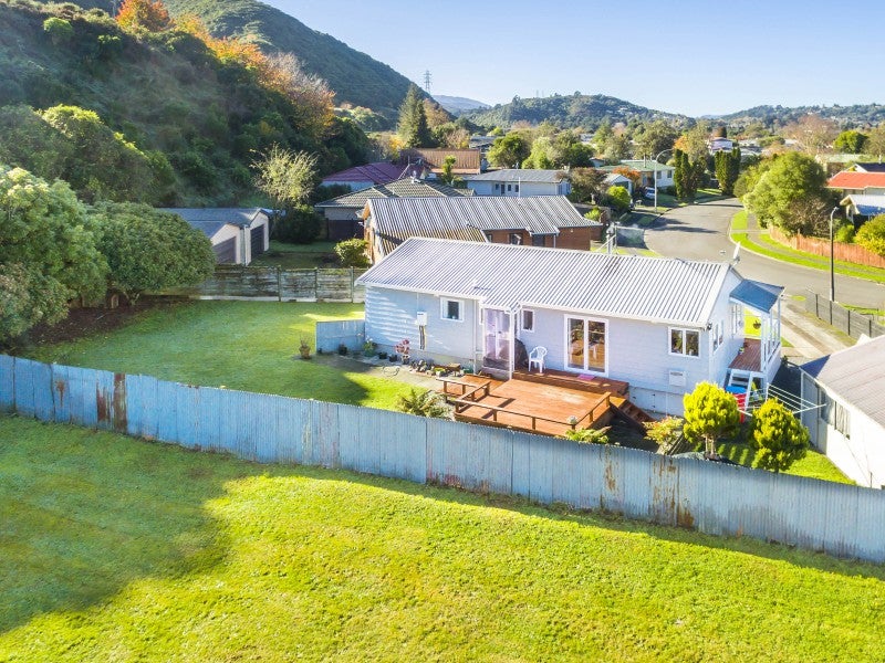 14 Tulsa Grove, Totara Park, Upper Hutt - Carousel 22