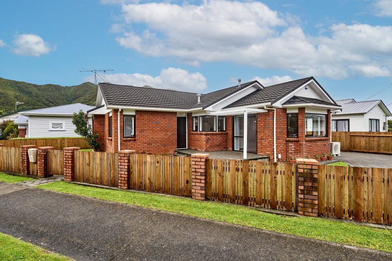 16 Birdwood road, Waterloo, Lower Hutt - Carousel 1