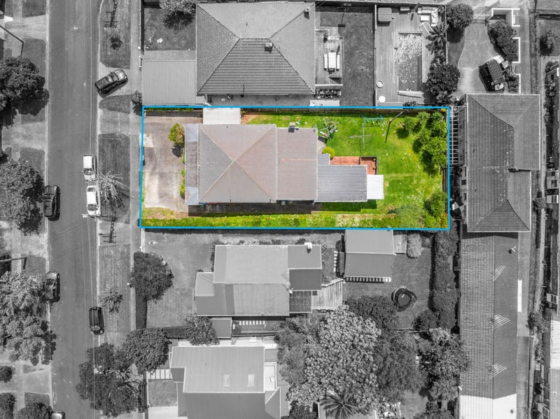 37 Taumata Road, Sandringham, Auckland - Carousel 2