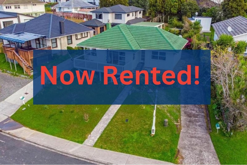 63 Divich Avenue, Te Atatu South, Auckland - Carousel 1