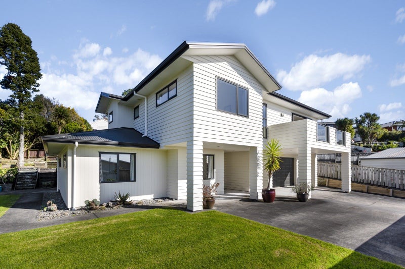 11A Handley Place, Glen Avon, New Plymouth - Carousel 2