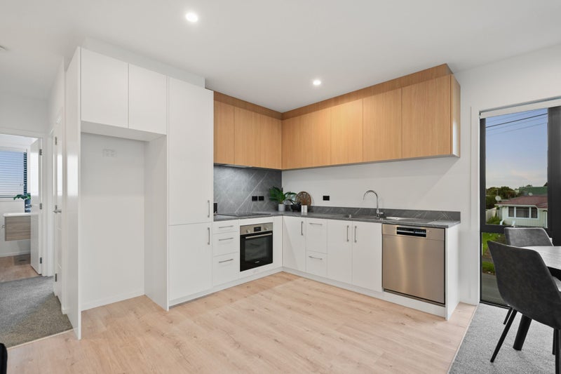 3A Vesty Avenue, Hillcrest, Hamilton - Carousel 2