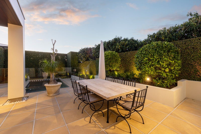 12 Ronaki Road, Mission Bay, Auckland - Carousel 7