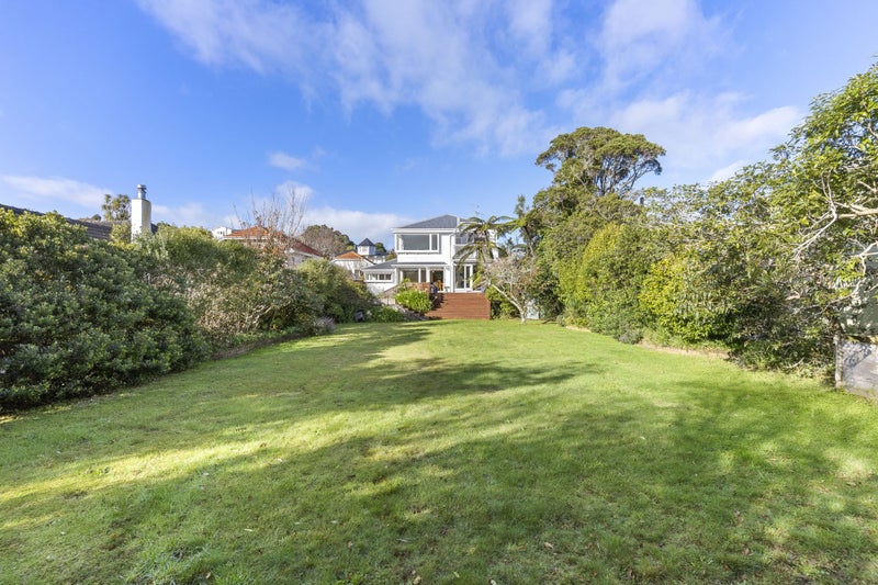38 Braithwaite Street, Karori, Wellington - Carousel 2