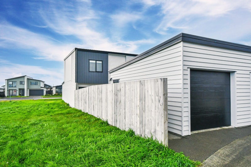 22 Koiora Road, Clarks Beach, Clarks Beach - Carousel 12