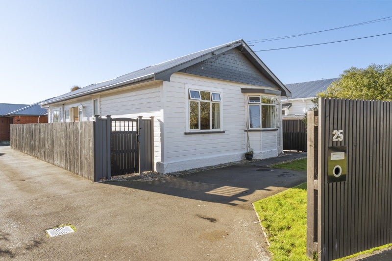 25 Cranley Street, Musselburgh, Dunedin - Carousel 1