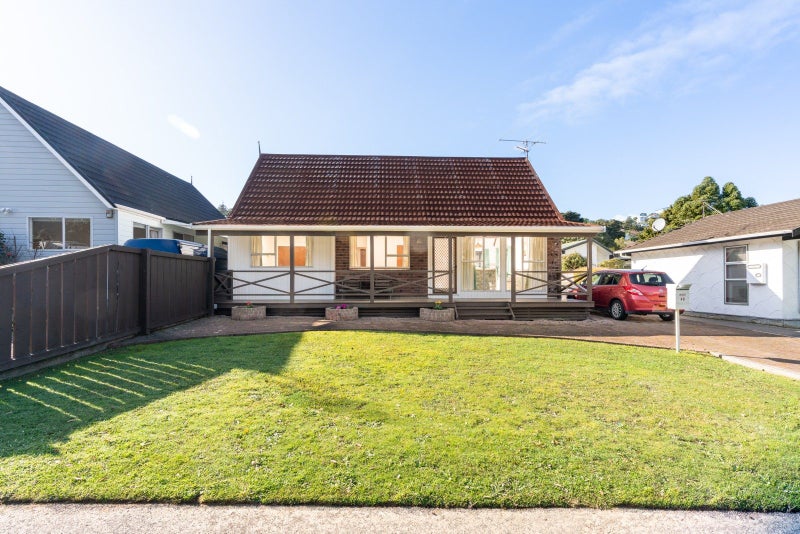 48 Weka Street, Miramar, Wellington - Carousel 1