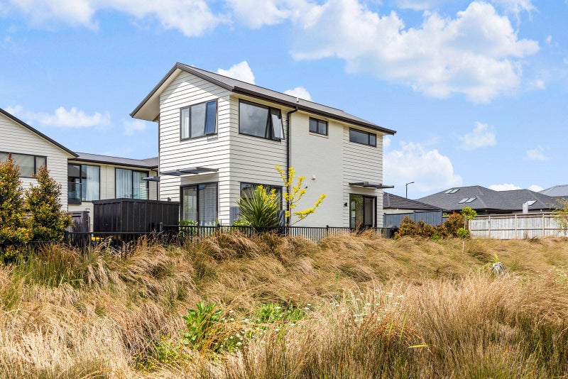 73 Vinistra Road, Kumeu - Carousel 1