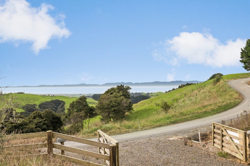 46 Rataroa Road, Pokeno - Carousel 1