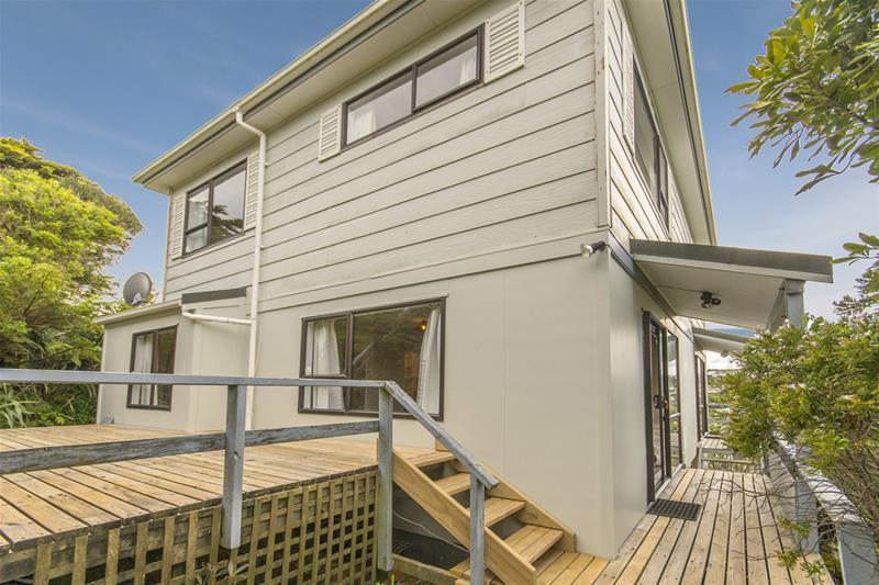 1/27 Cheltenham Terrace, Newlands, Wellington - Carousel 2