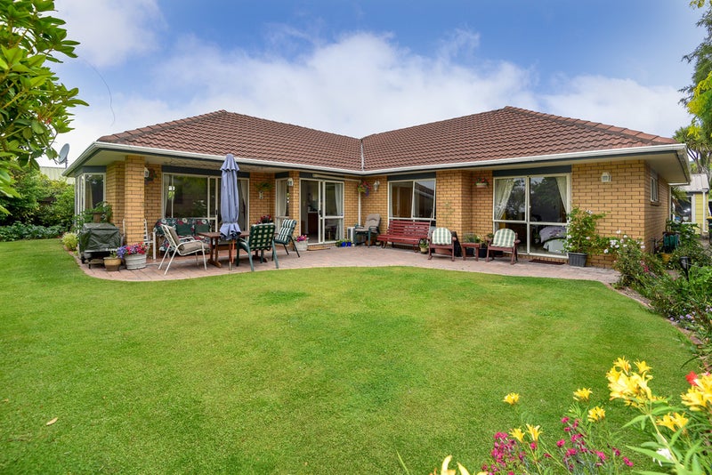 23B Sandwich Road, Beckenham, Christchurch - Carousel 1