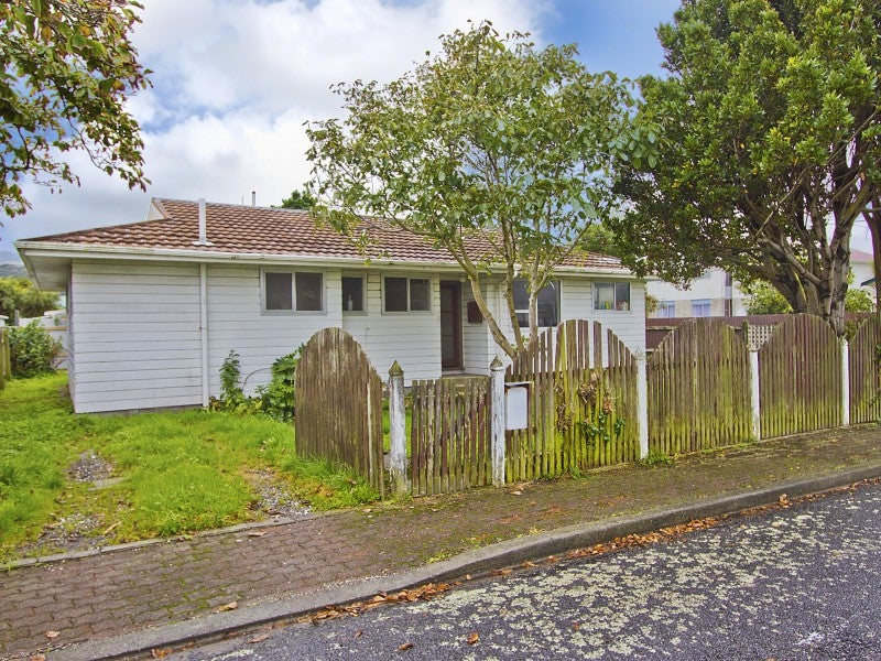 9 Alice Street, Alicetown, Lower Hutt - Carousel 1