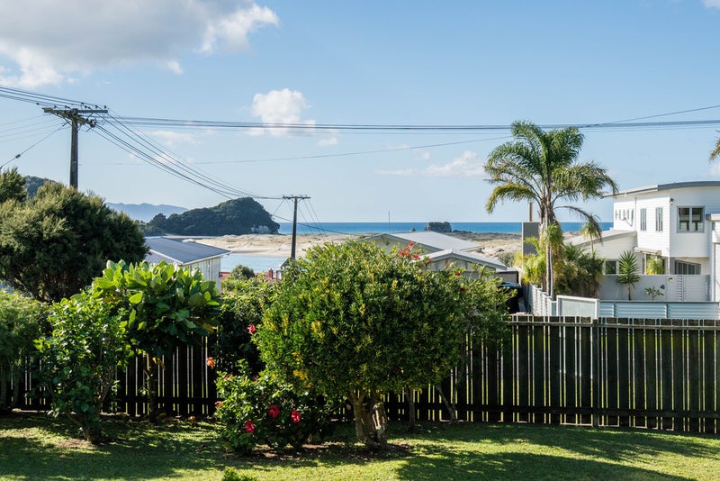 26 Wharfdale Crescent, Mangawhai Heads, Mangawhai - Carousel 1